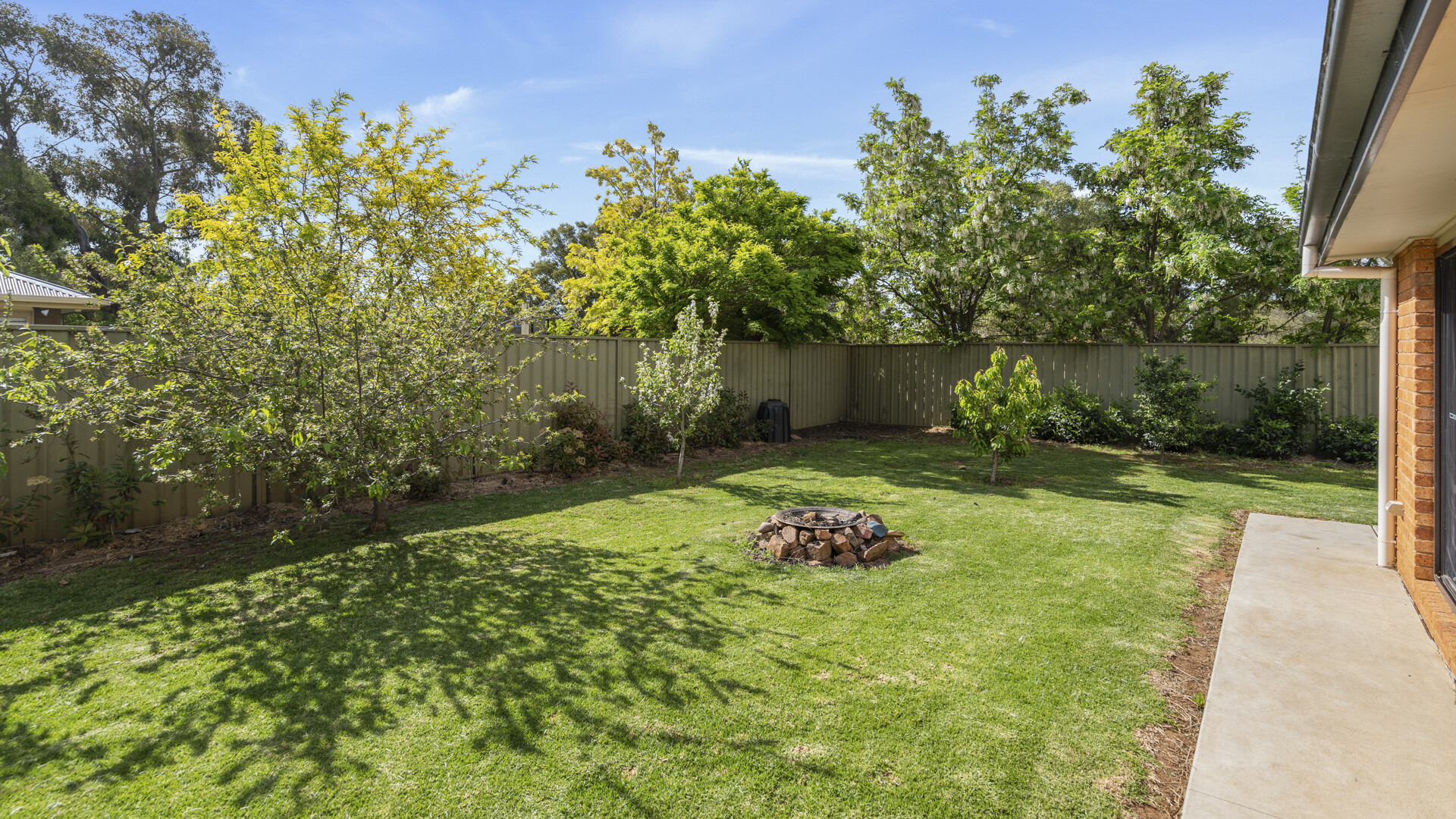 17 Roma Avenue, Leeton NSW 2705 - photo 19