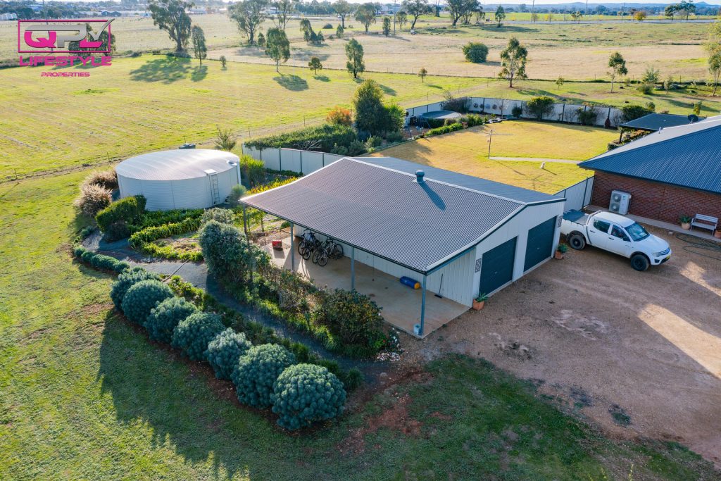 6 Rosella Street, Temora NSW 2666 - photo 15