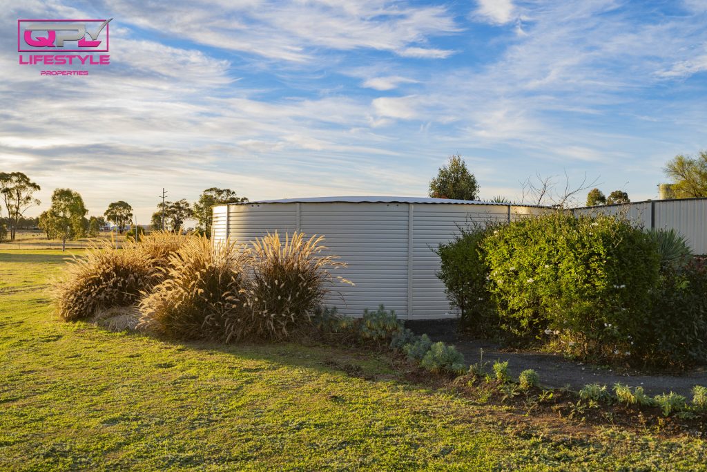 6 Rosella Street, Temora NSW 2666 - photo 16