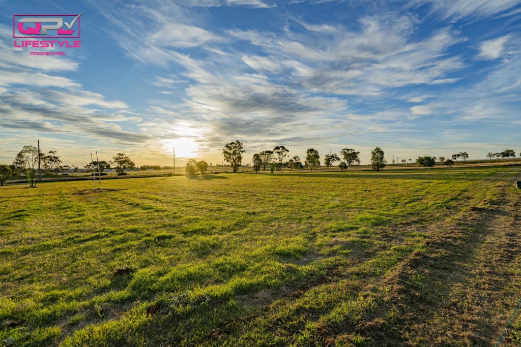 6 Rosella Street, Temora NSW 2666 - photo 19