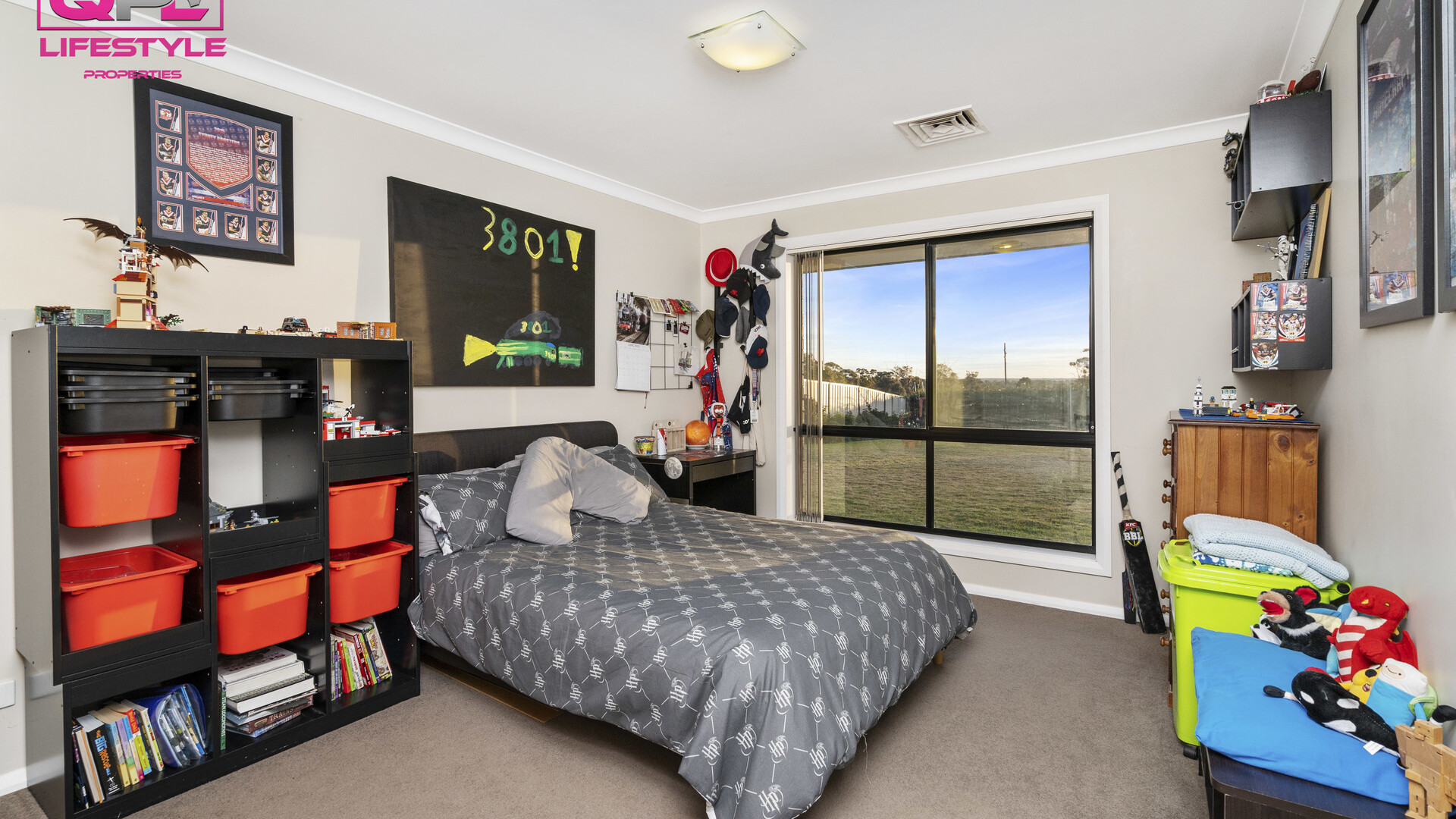 6 Rosella Street, Temora NSW 2666 - photo 9