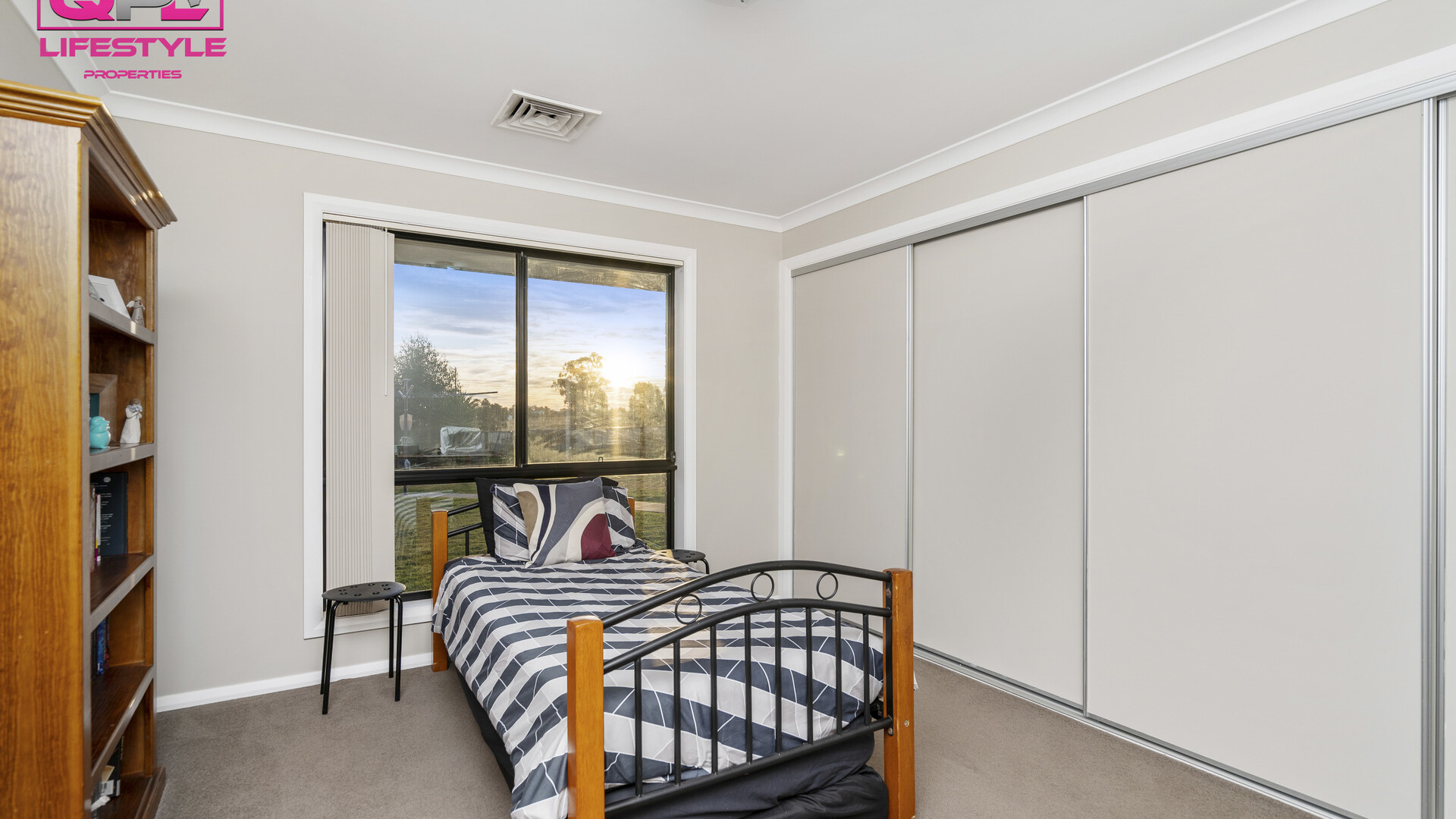 6 Rosella Street, Temora NSW 2666 - photo 10