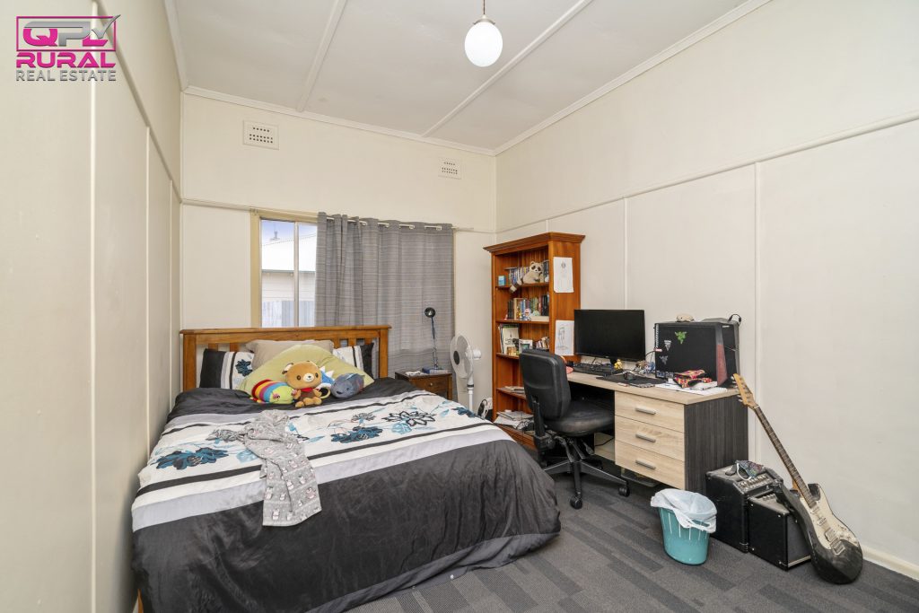 157 Palm Avenue, Leeton NSW 2705 - photo 6