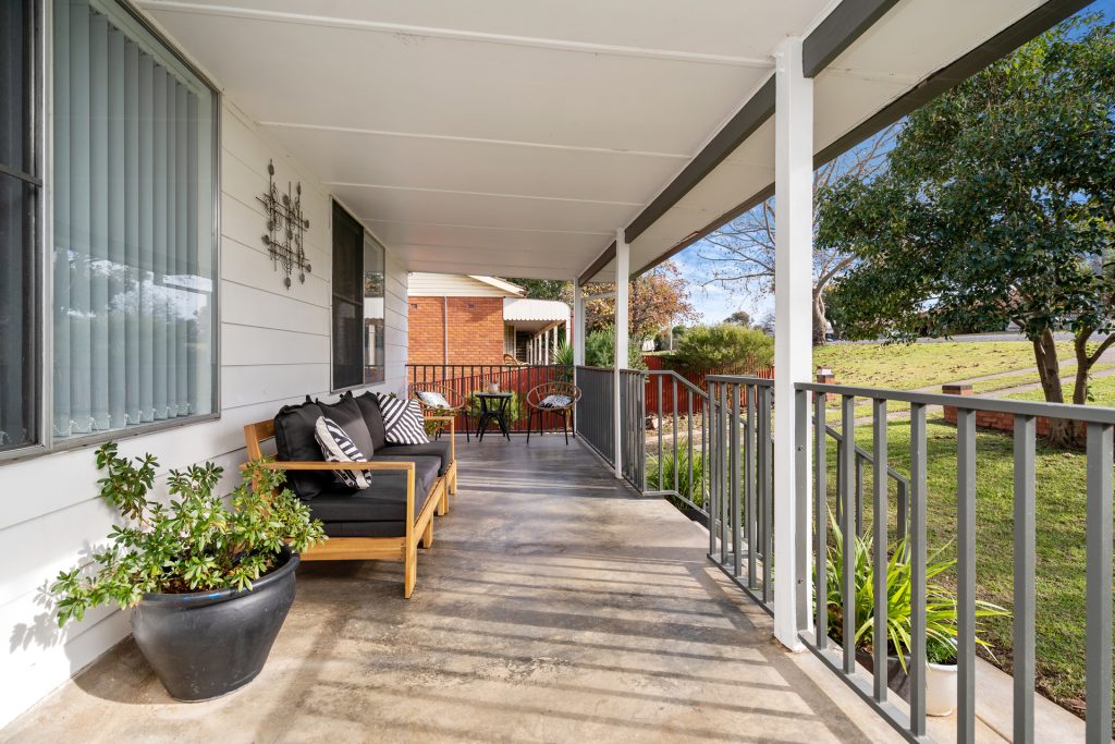 26 Melbourne Street, Narrandera NSW 2700 - photo 2