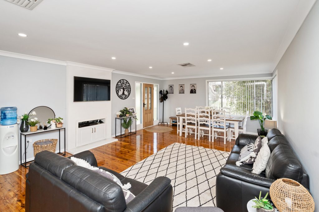 26 Melbourne Street, Narrandera NSW 2700 - photo 4