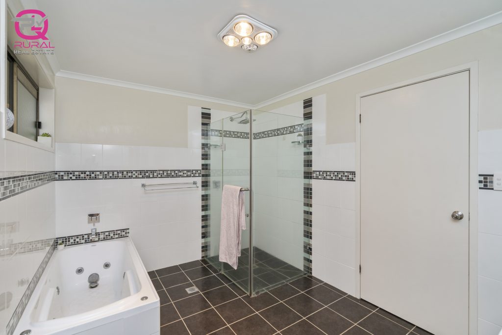 59 Parkes Street, Temora NSW 2666 - photo 16