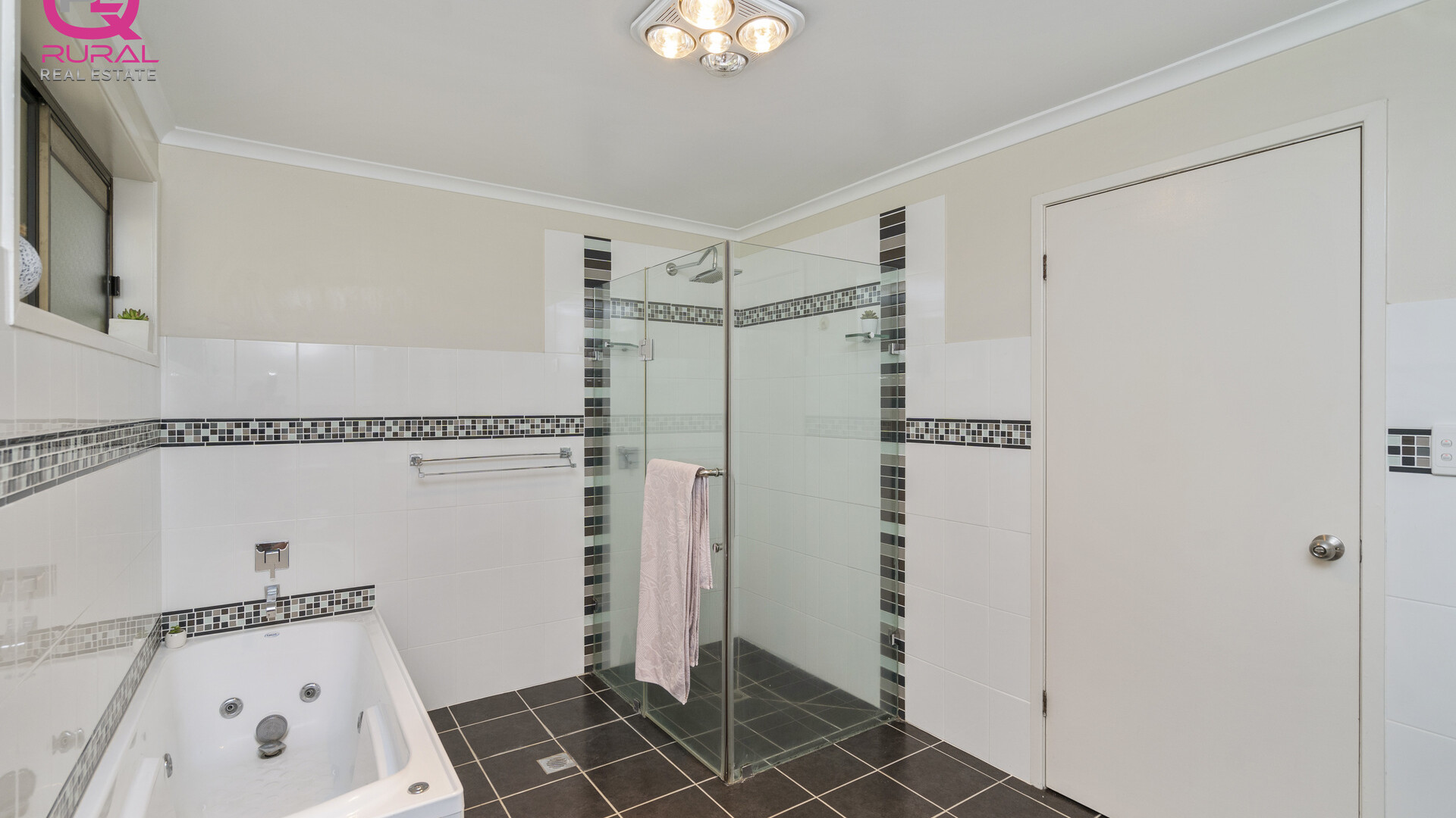 59 Parkes Street, Temora NSW 2666 - photo 16
