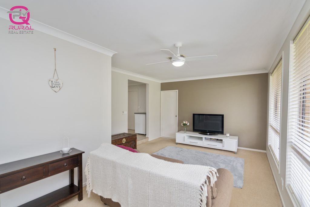 59 Parkes Street, Temora NSW 2666 - photo 6