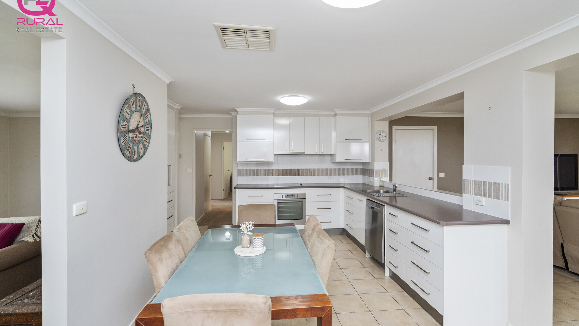 59 Parkes Street, Temora NSW 2666 - photo 7