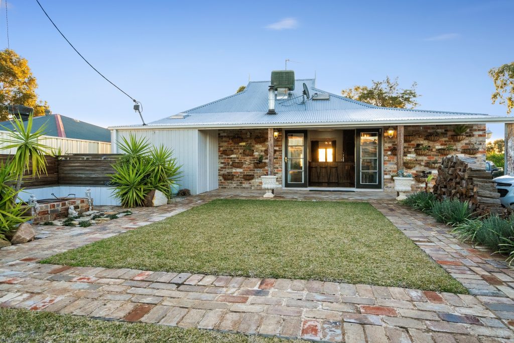 167 Palm Avenue, Leeton NSW 2705 - photo 14
