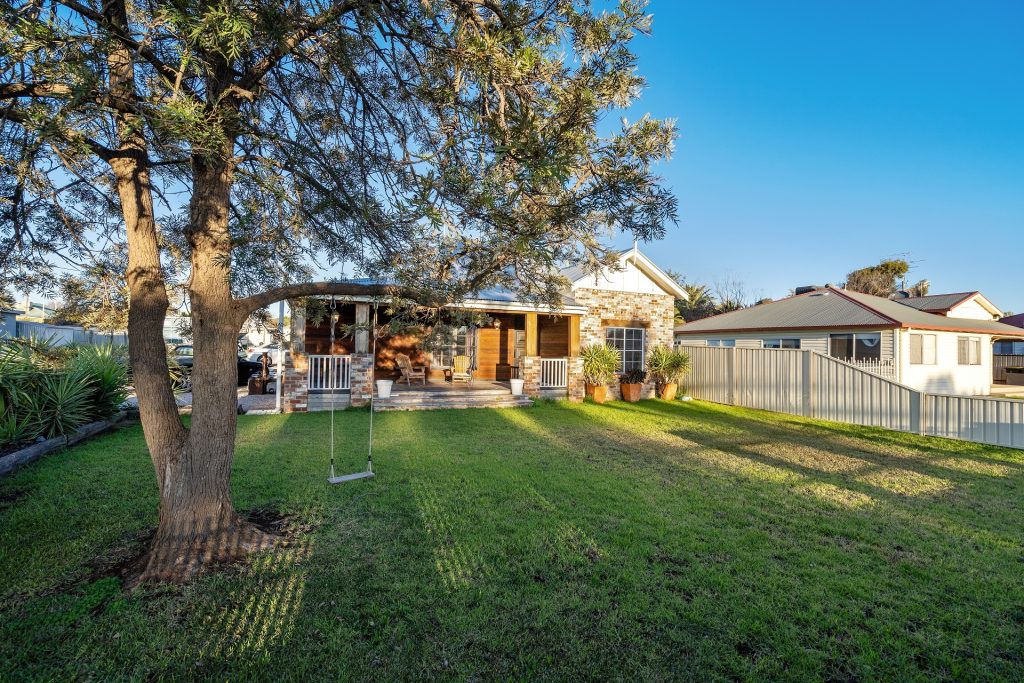 167 Palm Avenue, Leeton NSW 2705 - photo 17