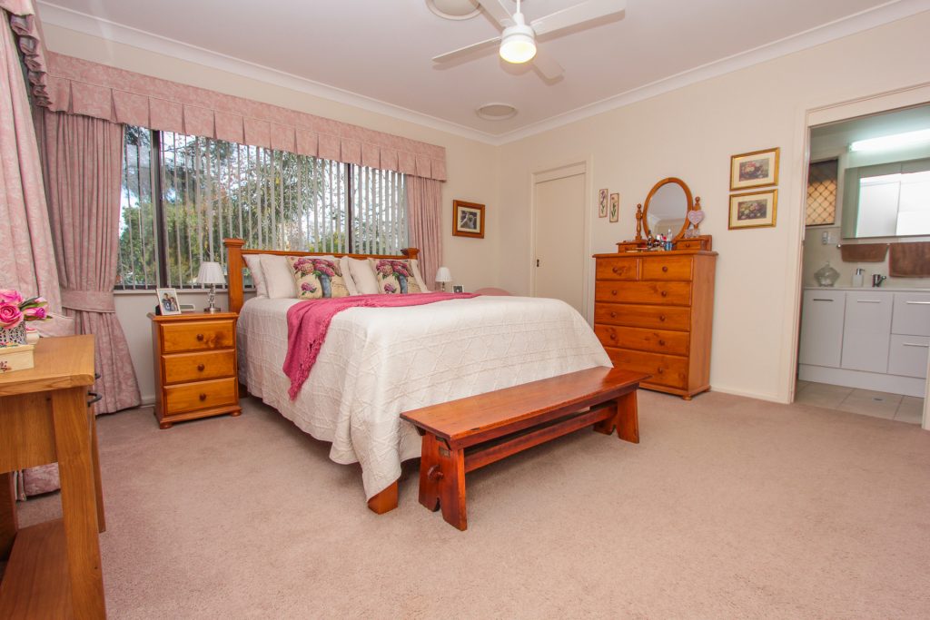 5 Audley Street, Narrandera NSW 2700 - photo 8