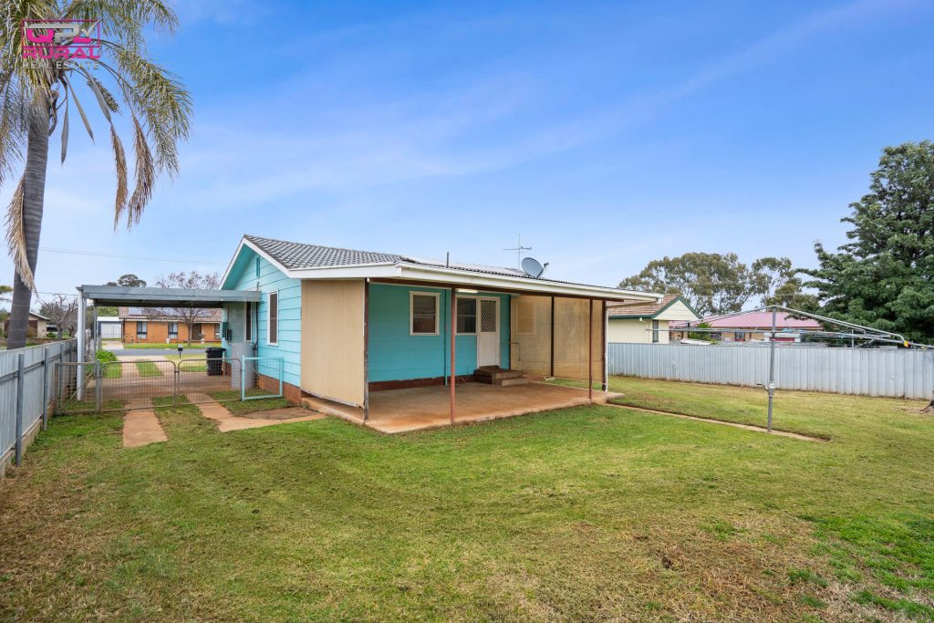 105 Tonkin Street, Temora NSW 2666 - photo 18