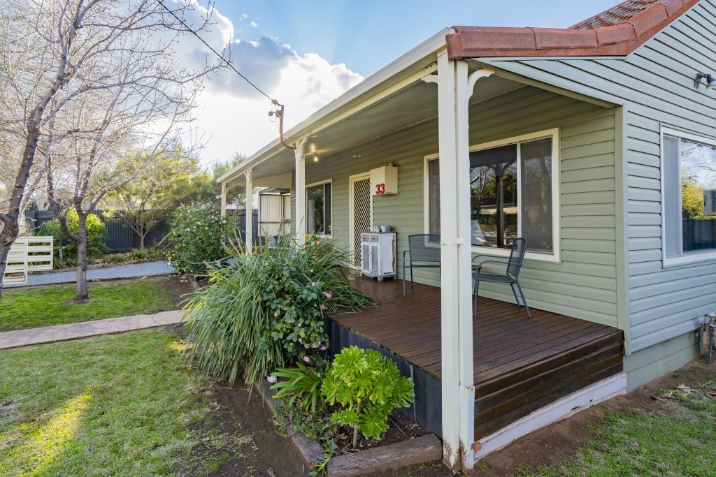 33 Dundas Street, Narrandera NSW 2700 - photo 3