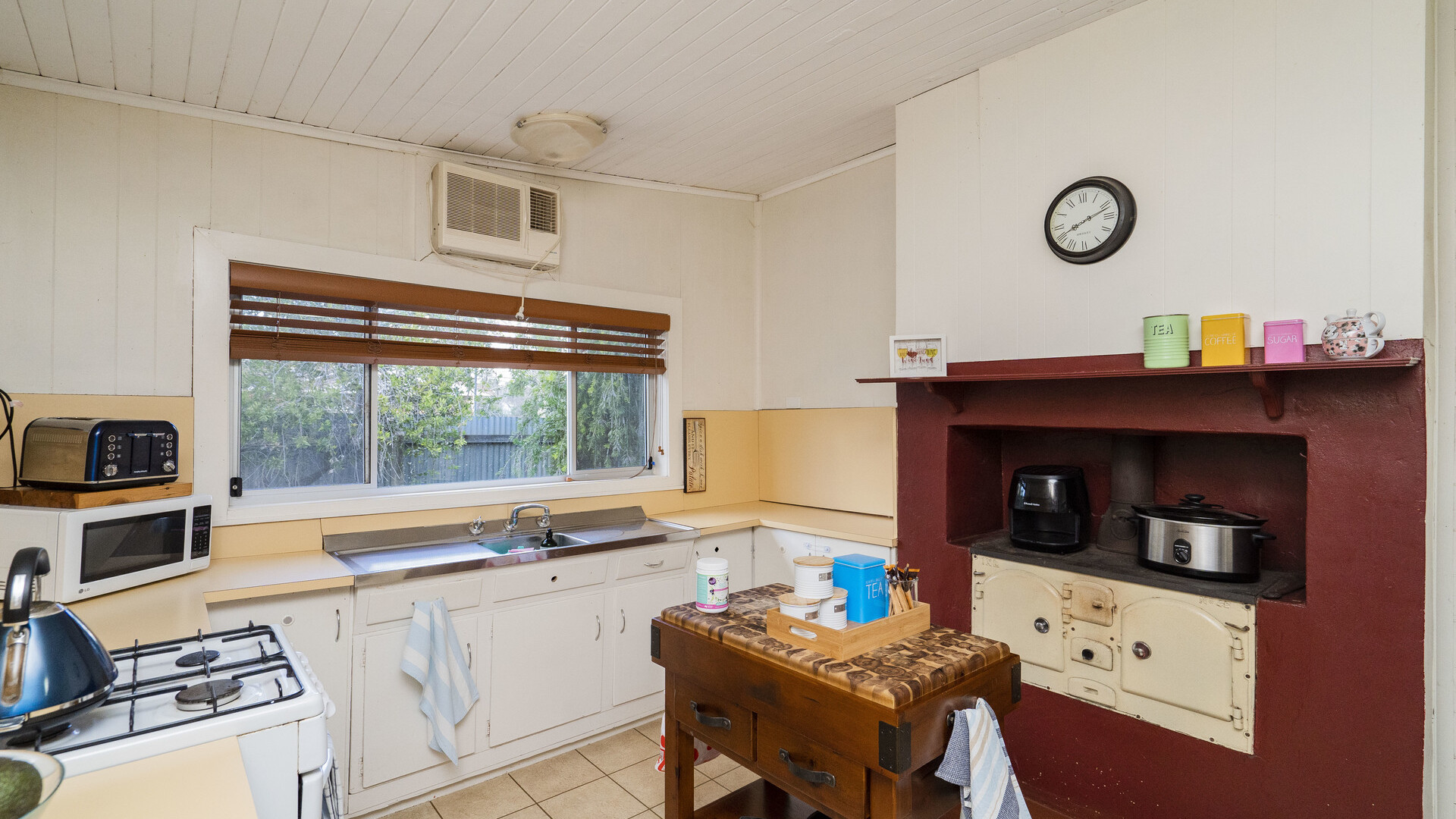 33 Dundas Street, Narrandera NSW 2700 - photo 4