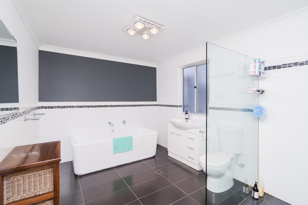 33 Dundas Street, Narrandera NSW 2700 - photo 10