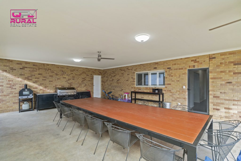 132 Vesper Street, Temora NSW 2666 - photo 15