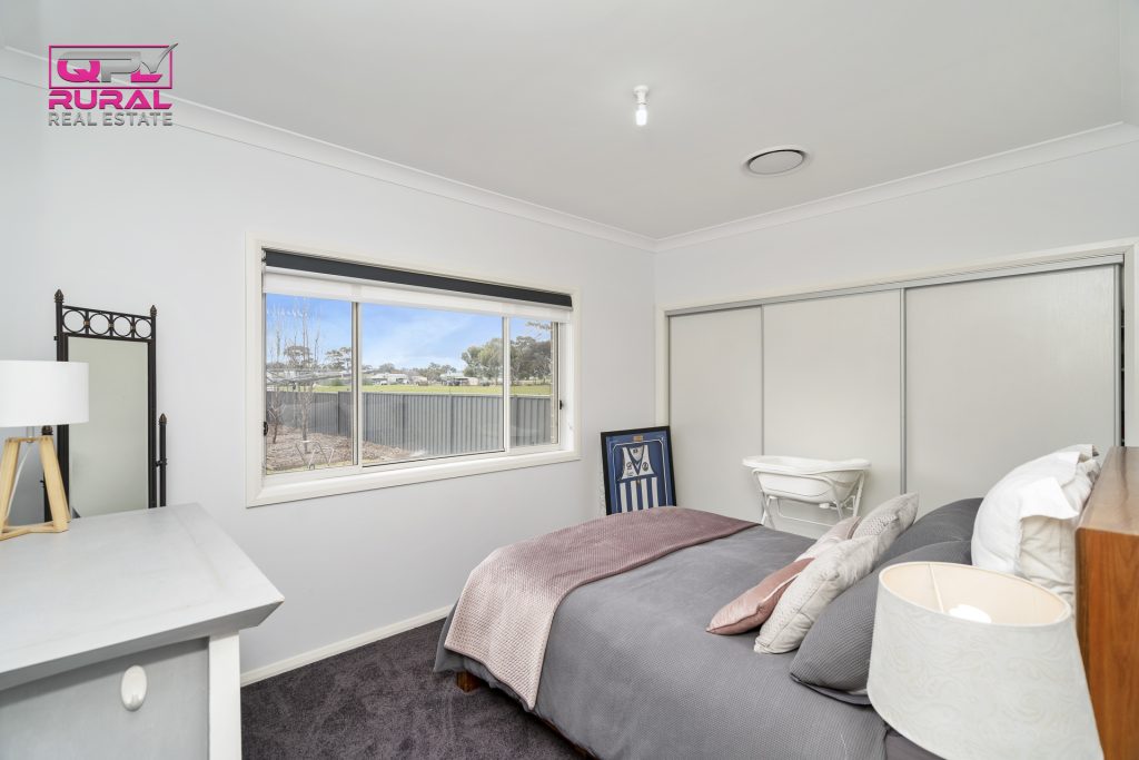 3A Evatt Street, Temora NSW 2666 - photo 17