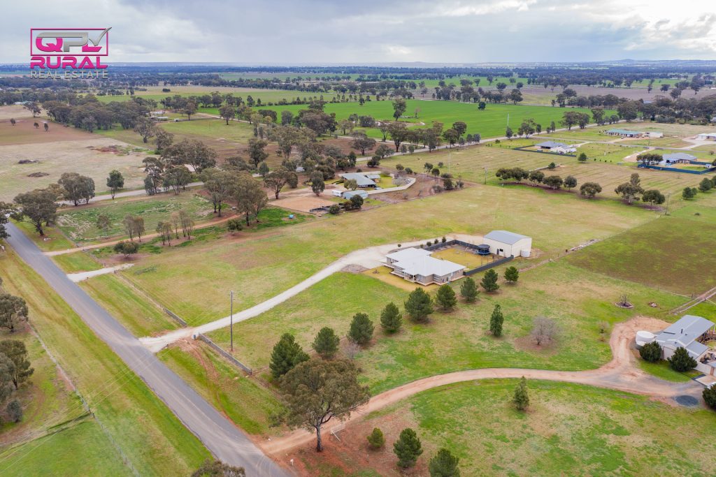 3A Evatt Street, Temora NSW 2666 - photo 6