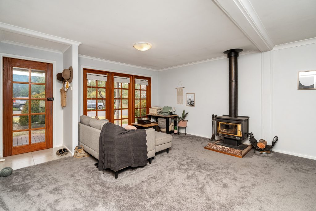 12 Broad Street, Narrandera NSW 2700 - photo 3