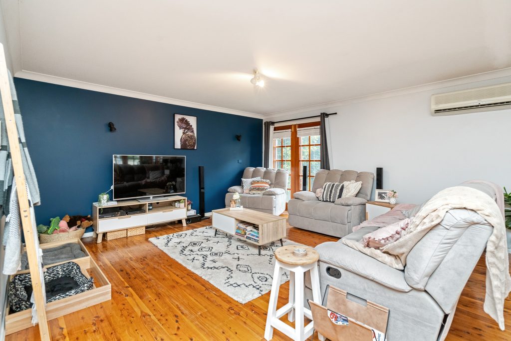 12 Broad Street, Narrandera NSW 2700 - photo 4