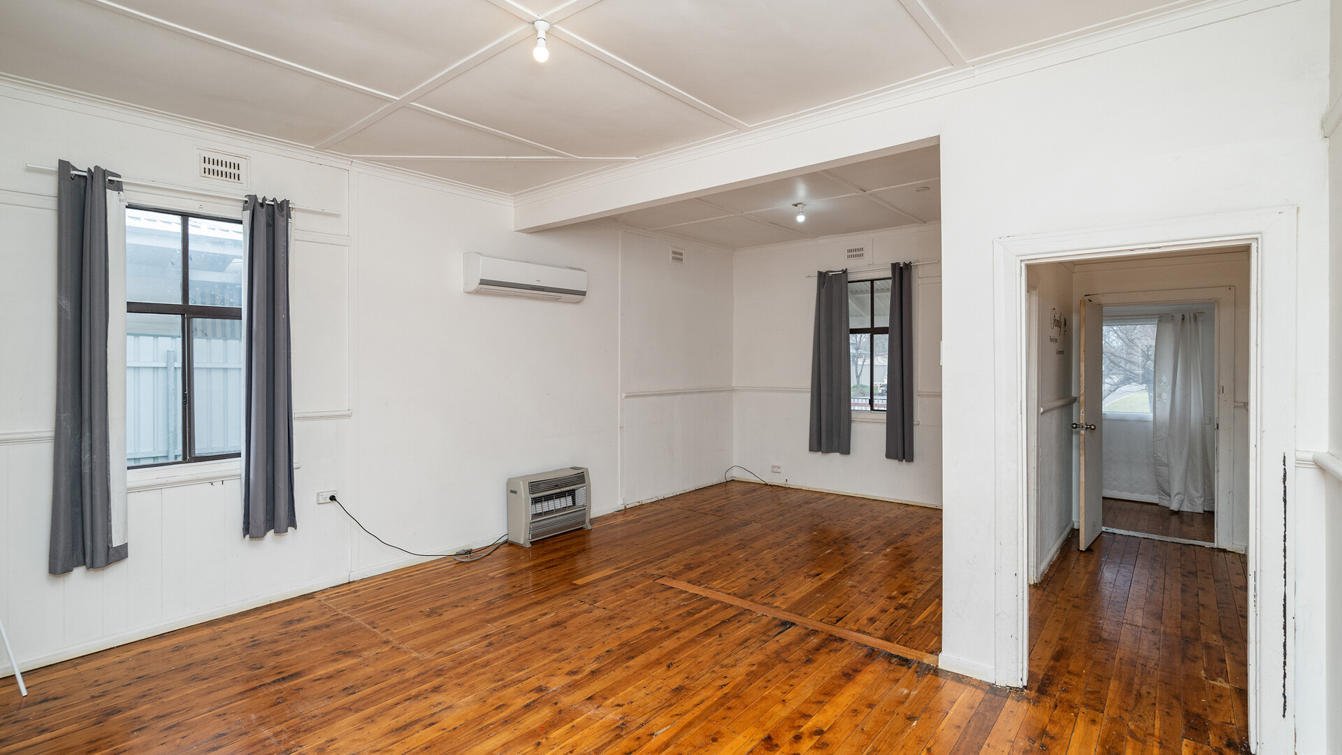 28 May Street, Narrandera NSW 2700 - photo 5