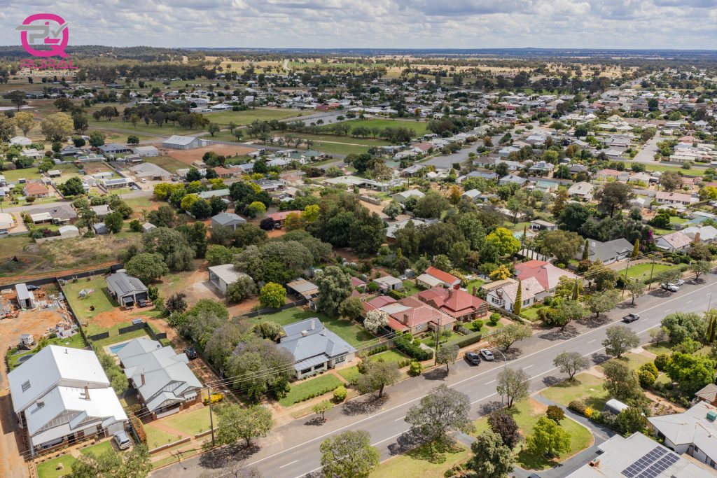 162 Victoria Street, Temora NSW 2666 - photo 23