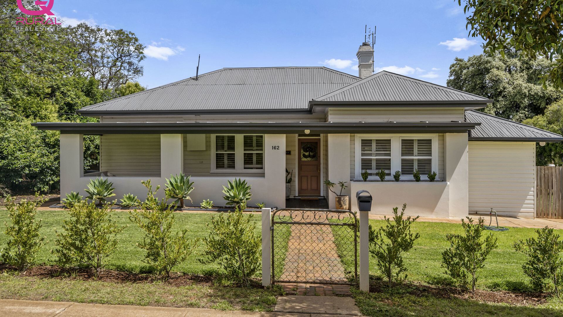 162 Victoria Street, Temora NSW 2666 - photo 24