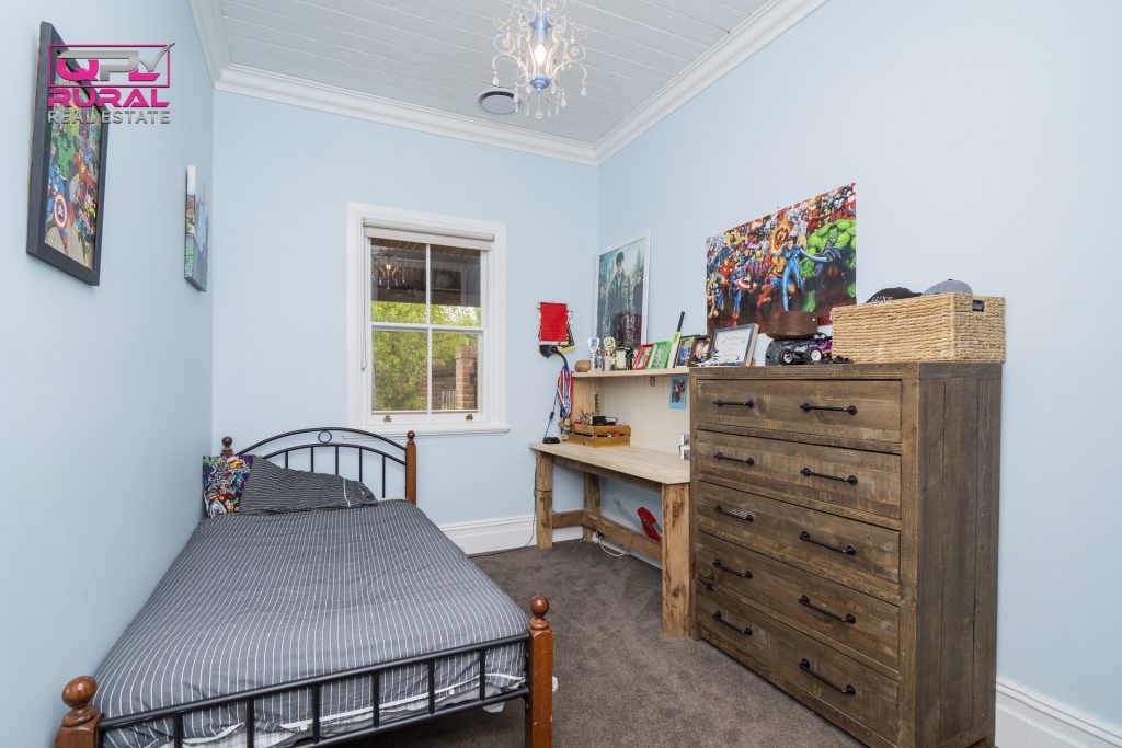 156 Anzac Street, Temora NSW 2666 - photo 22