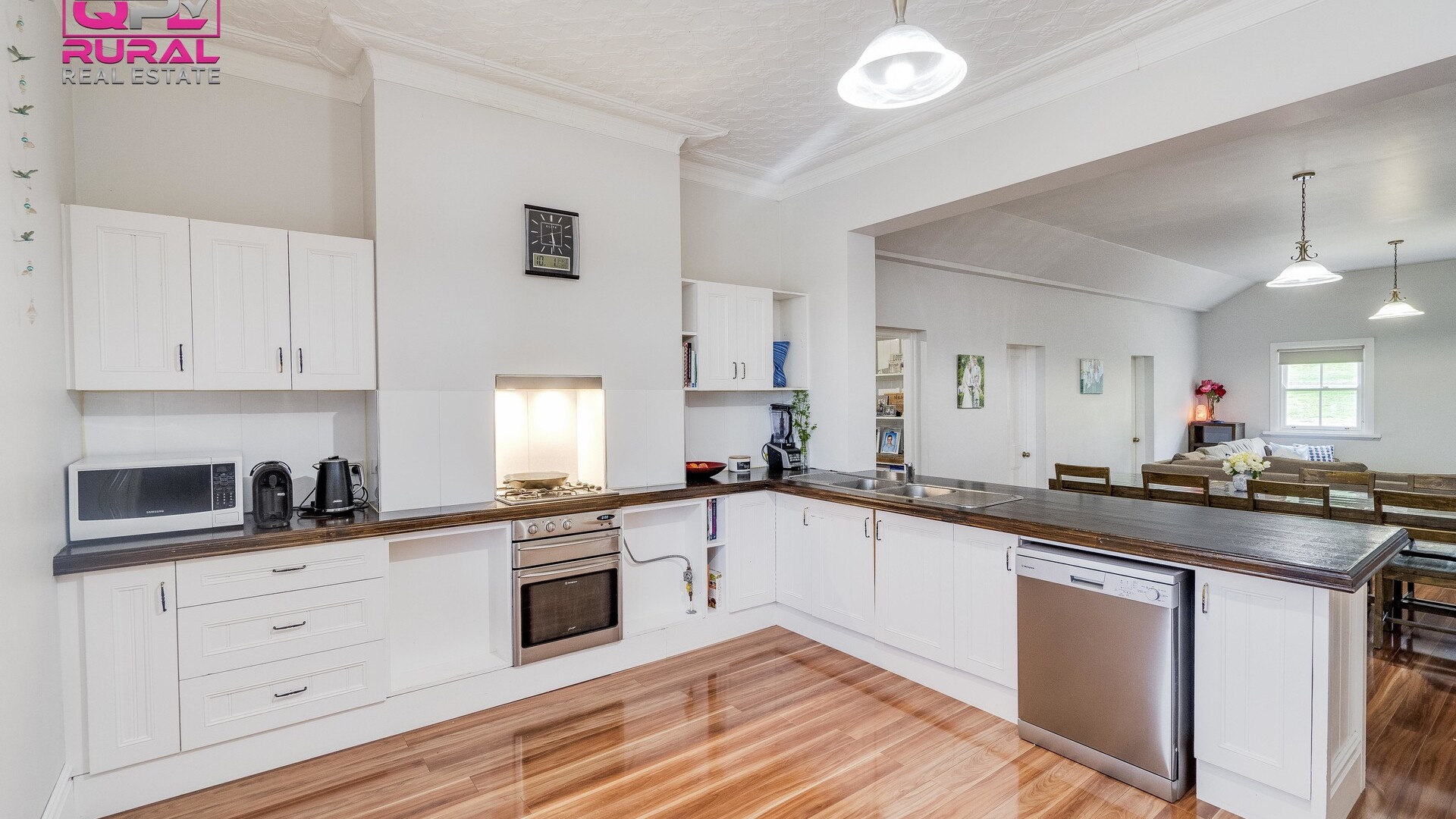 156 Anzac Street, Temora NSW 2666 - photo 8