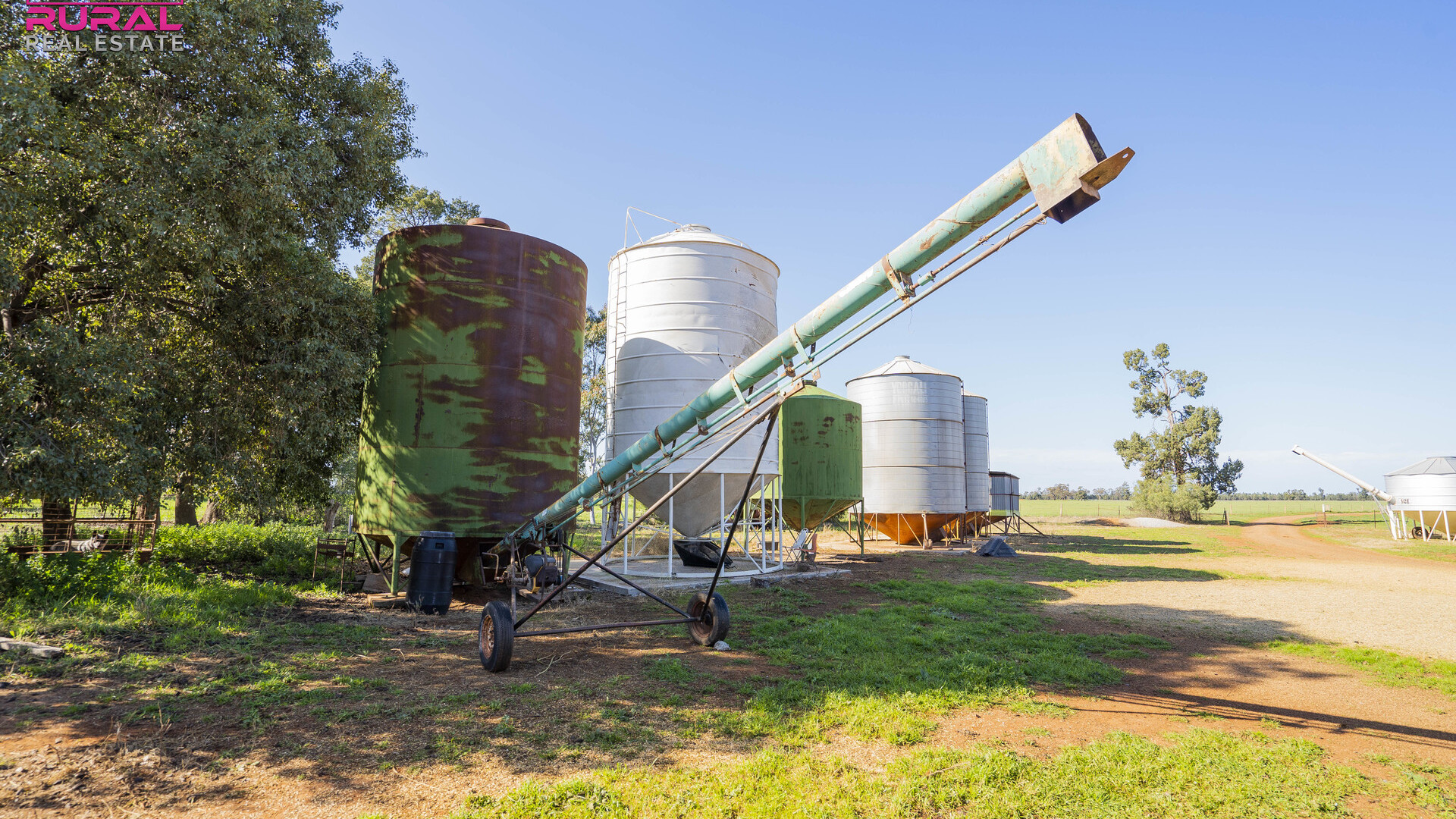 586 South Yalgogrin Road, Barellan NSW 2665 - photo 15