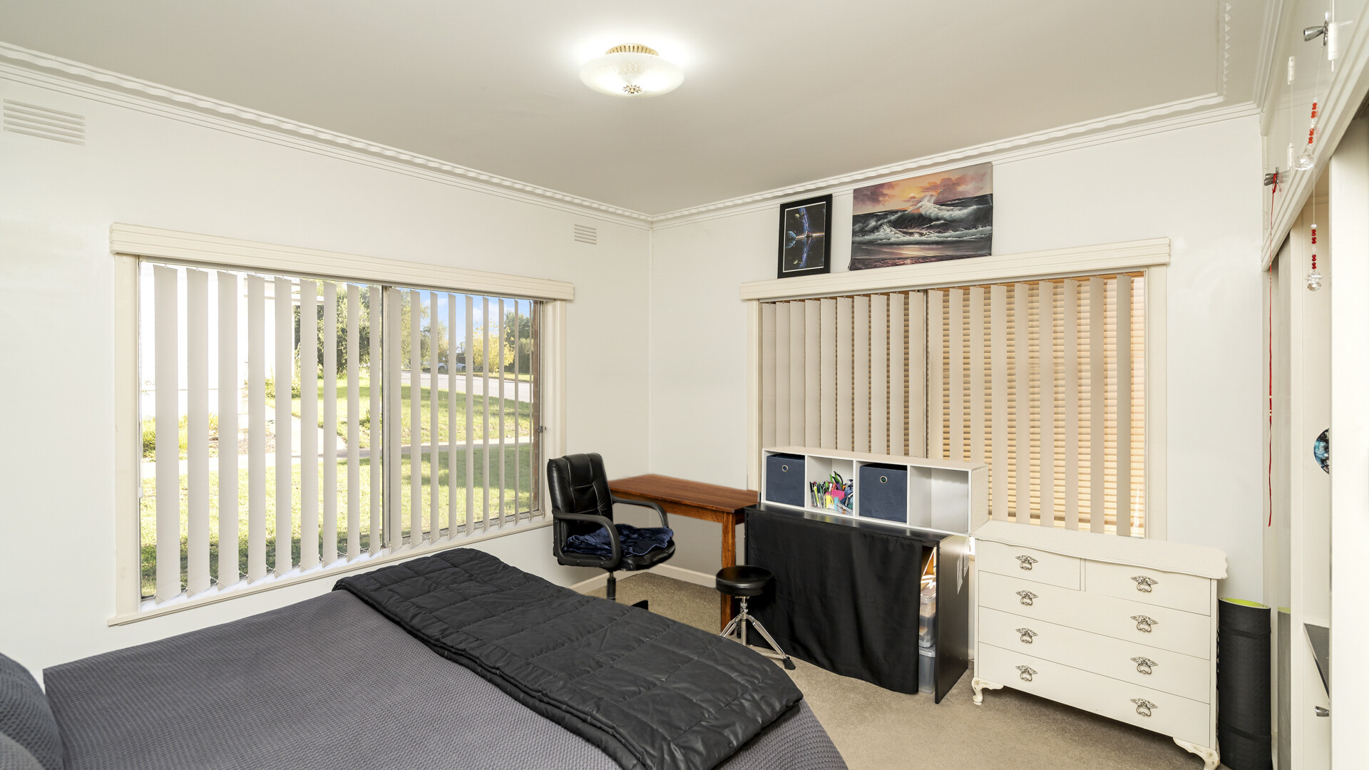 9 Roberts Street, Narrandera NSW 2700 - photo 11