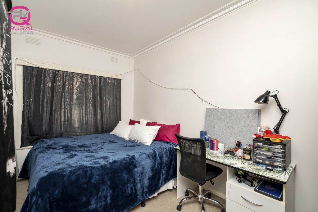 9 Roberts Street, Narrandera NSW 2700 - photo 12