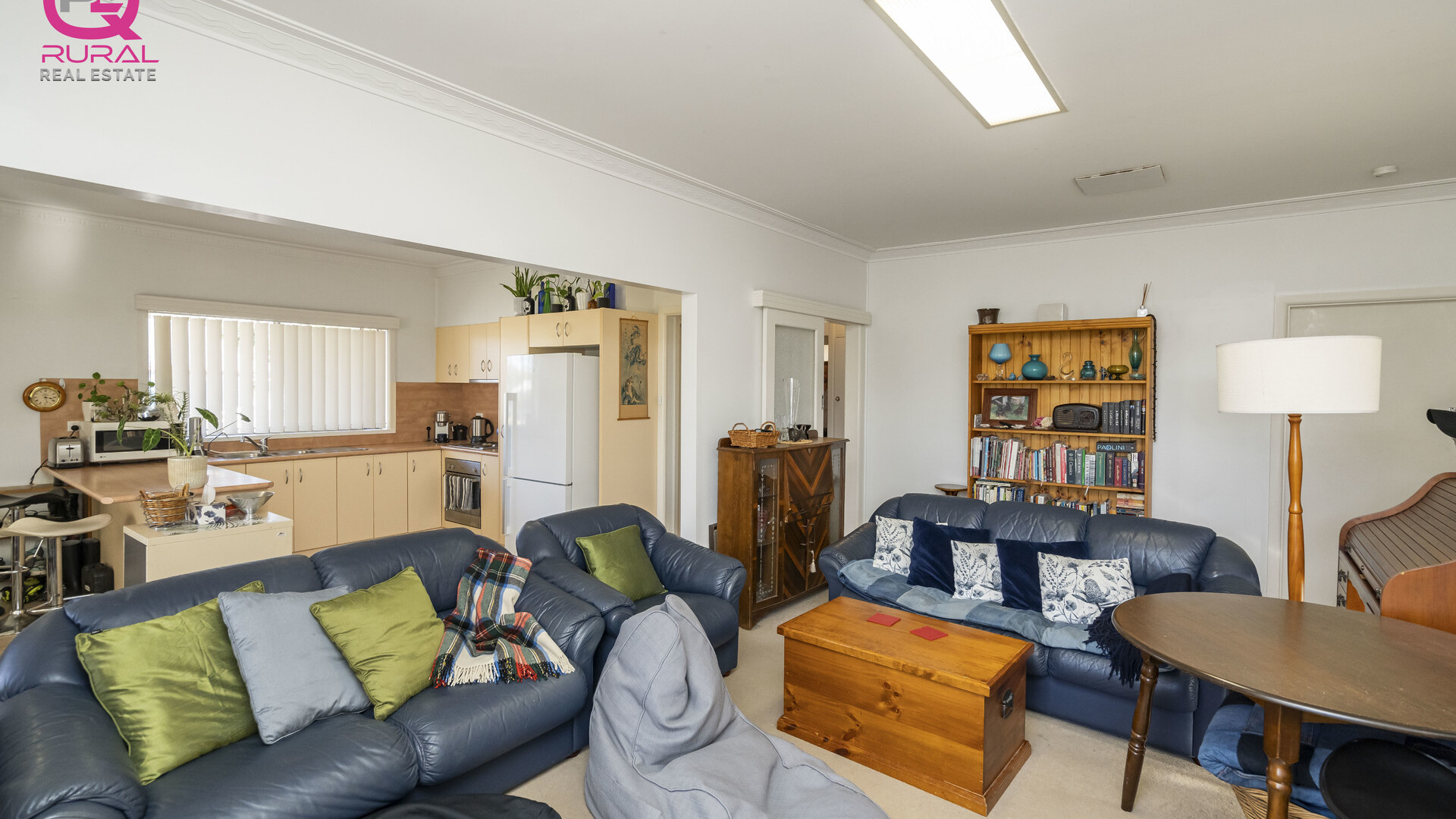 9 Roberts Street, Narrandera NSW 2700 - photo 5
