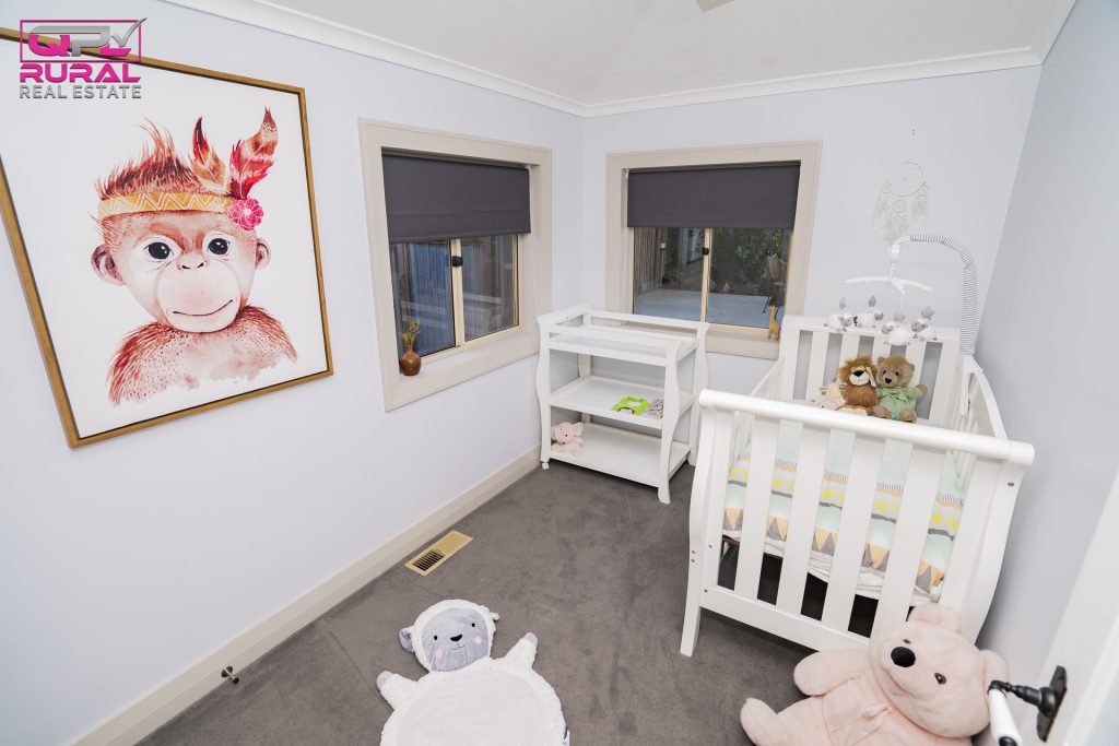 33 Elwin Street, Narrandera NSW 2700 - photo 10