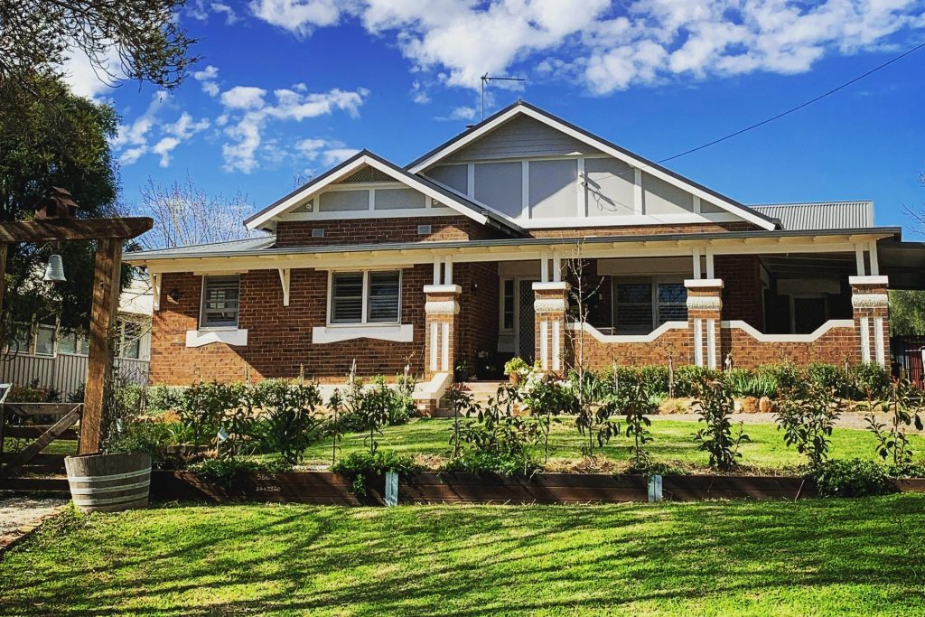 113 Gloucester Street, Temora NSW 2666 - McGrath Riverina