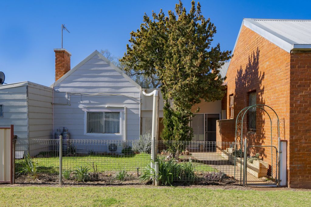 34 Junee Street, Grong Grong NSW 2652 - photo 17