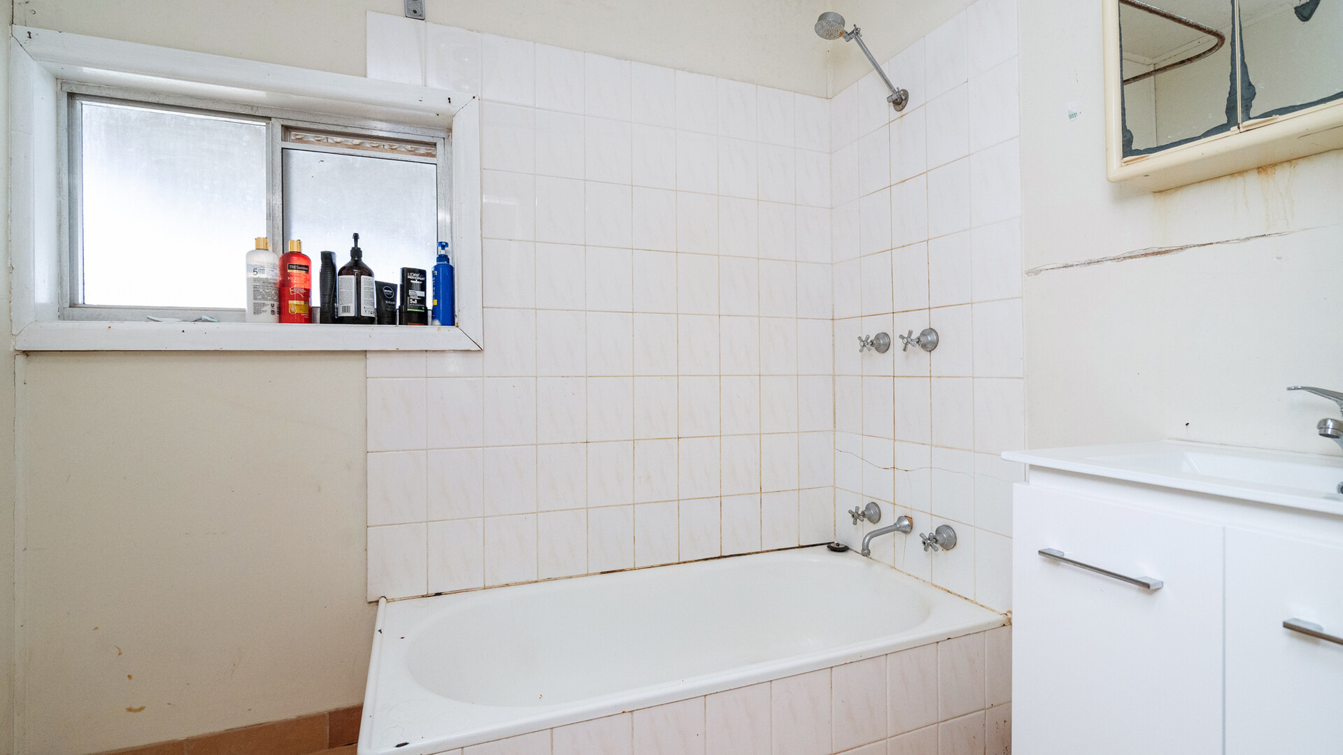 11 Ashton Street, Narrandera NSW 2700 - photo 8