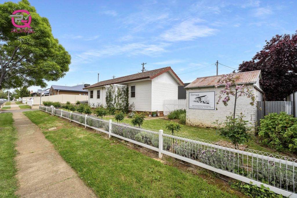 117 Victoria Street, Temora NSW 2666 - photo 5
