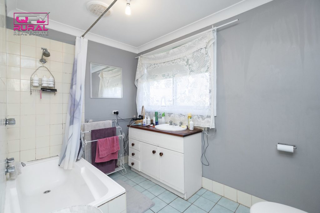 84 Lonnie Road, Leeton NSW 2705 - photo 15