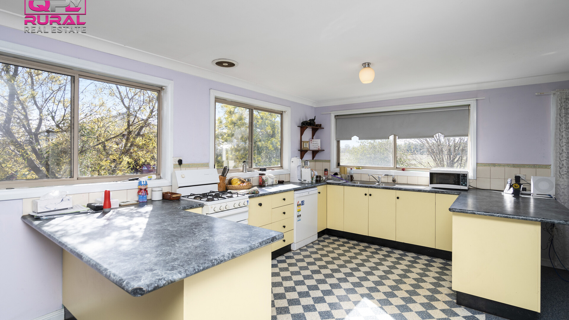 84 Lonnie Road, Leeton NSW 2705 - photo 5