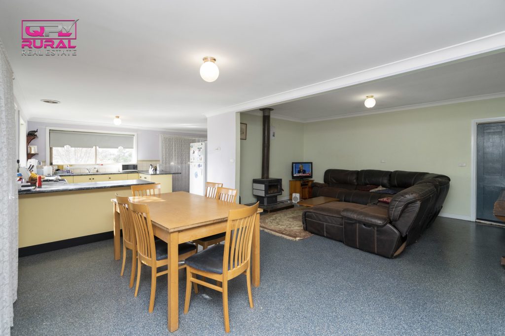 84 Lonnie Road, Leeton NSW 2705 - photo 6