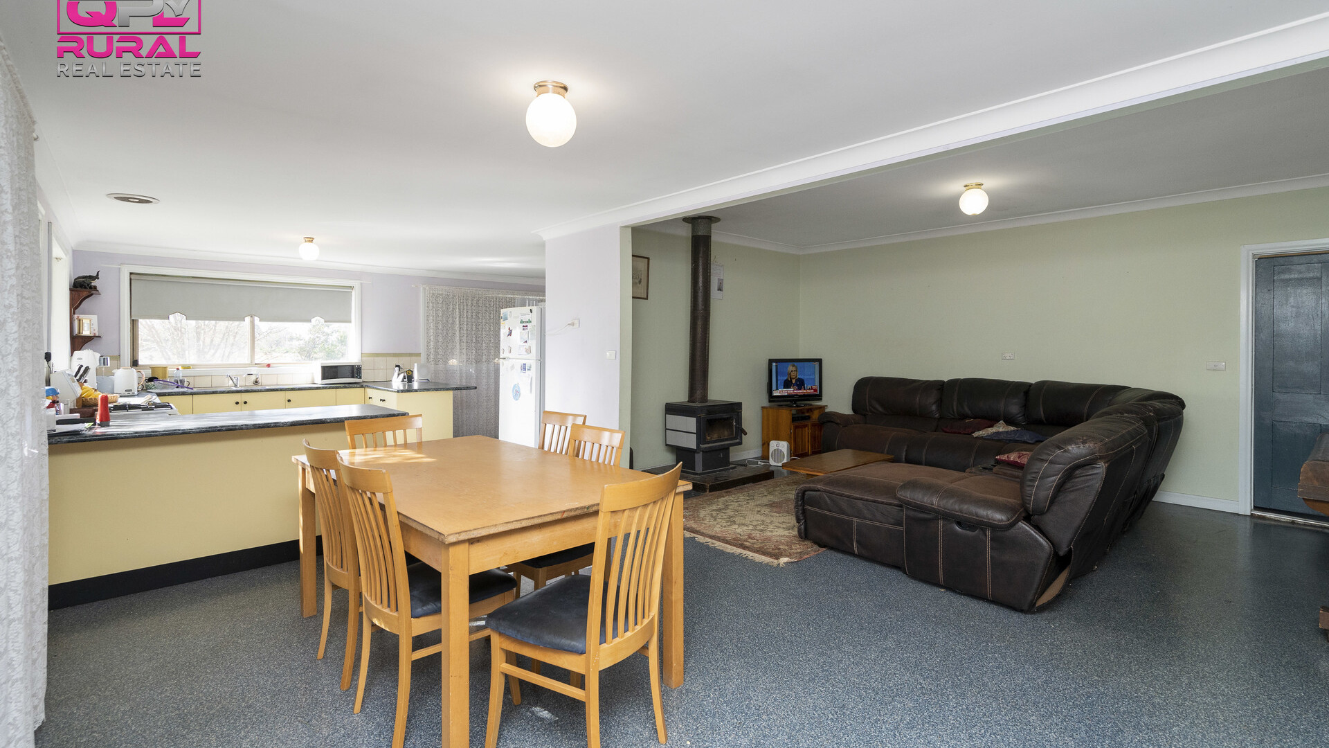 84 Lonnie Road, Leeton NSW 2705 - photo 6