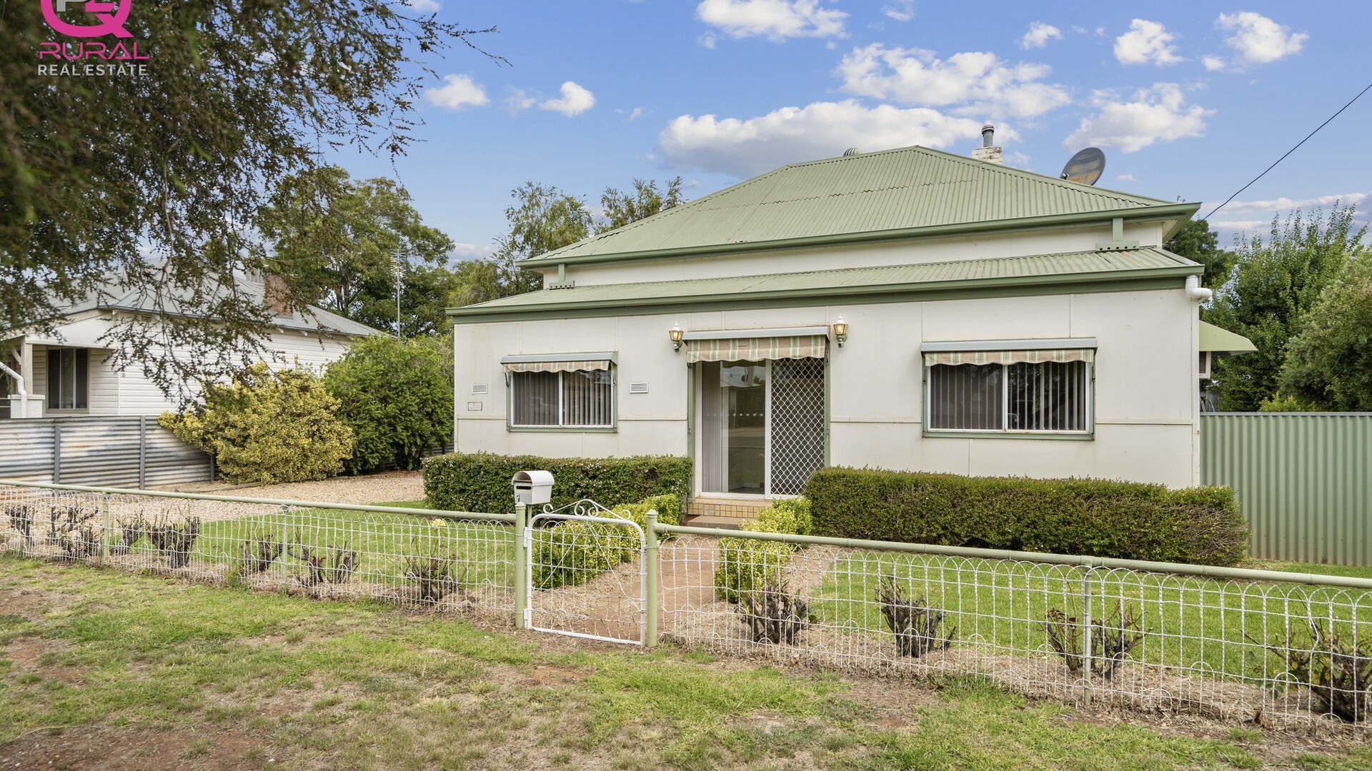 122 Britannia Street, Temora NSW 2666 - photo 2
