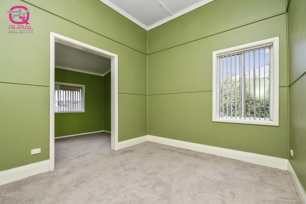 122 Britannia Street, Temora NSW 2666 - photo 11