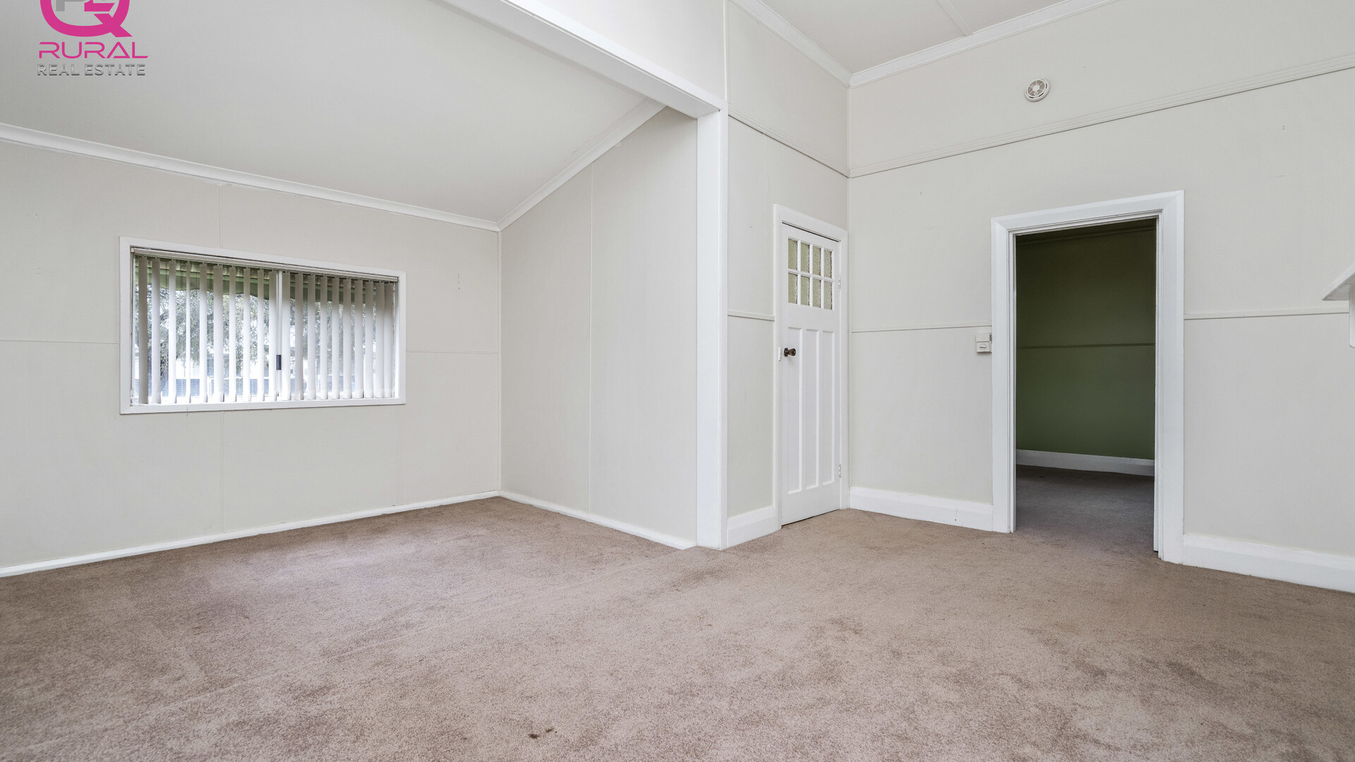 122 Britannia Street, Temora NSW 2666 - photo 5