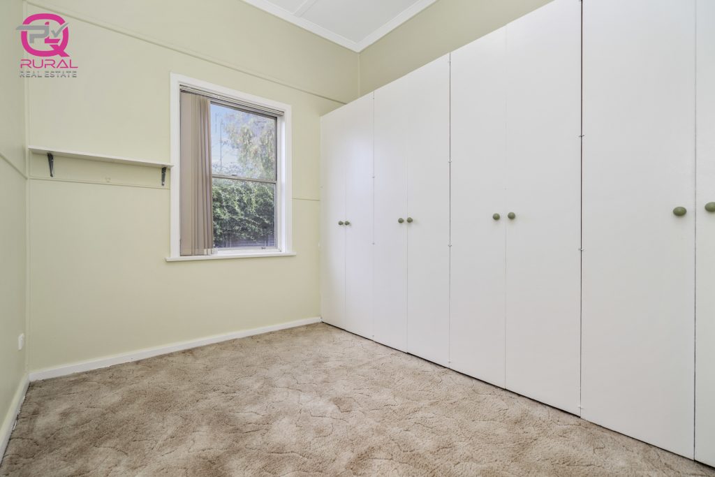 122 Britannia Street, Temora NSW 2666 - photo 10