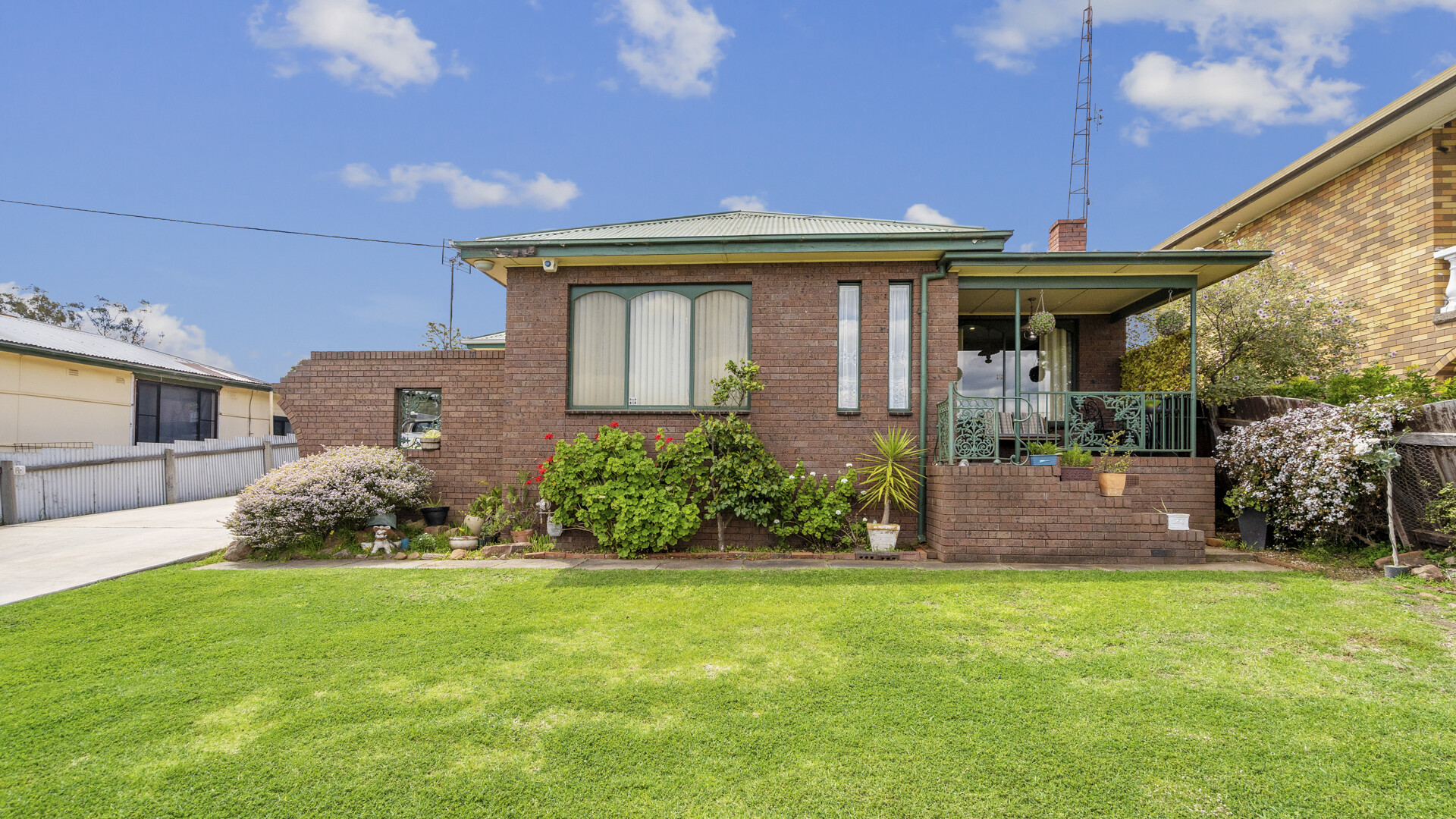 11 Myrtle Street, Narrandera NSW 2700 - photo 3