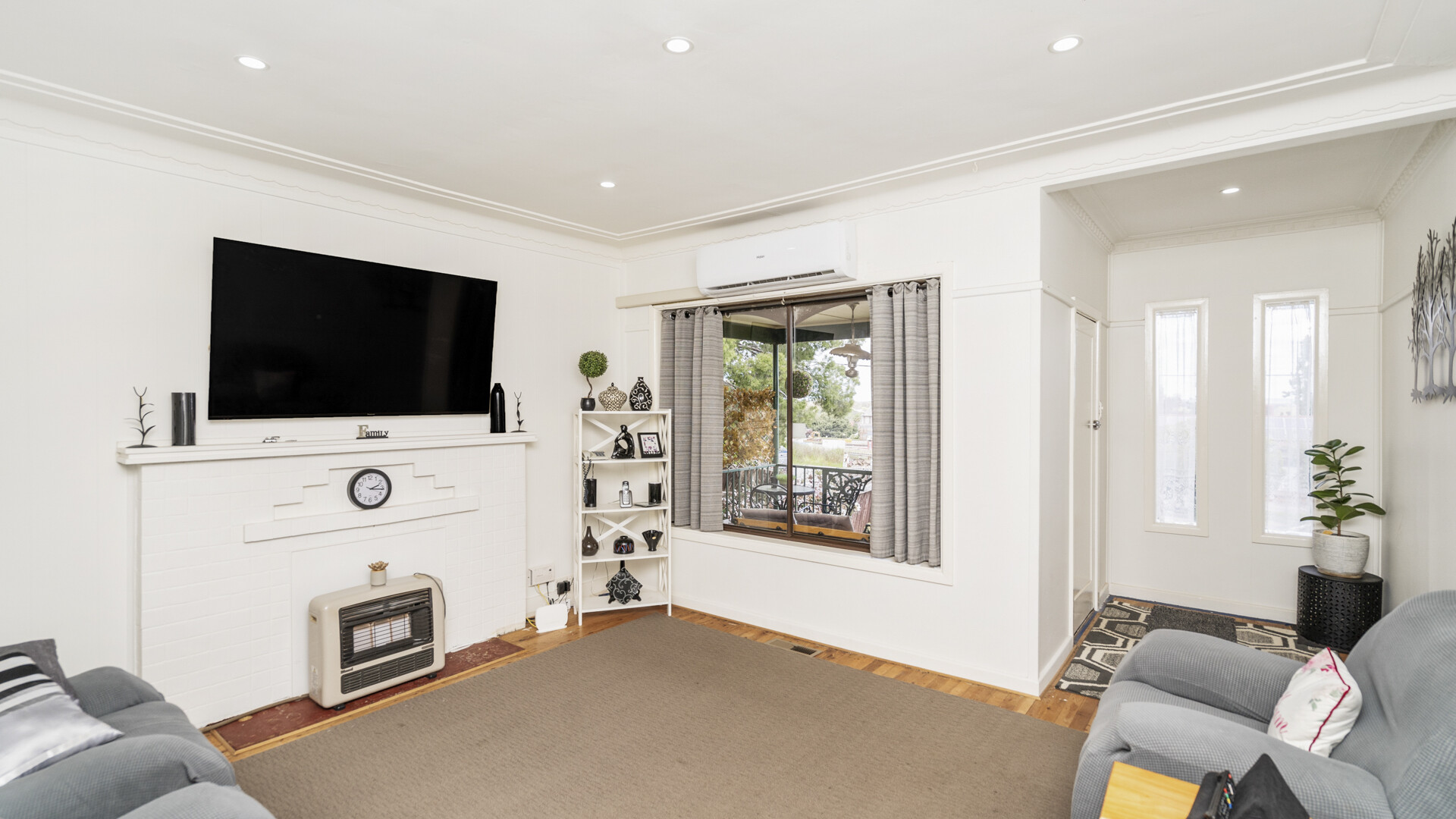 11 Myrtle Street, Narrandera NSW 2700 - photo 4