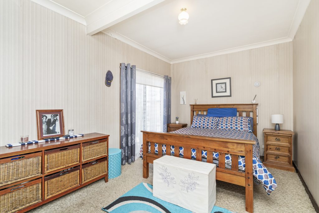11 Myrtle Street, Narrandera NSW 2700 - photo 9